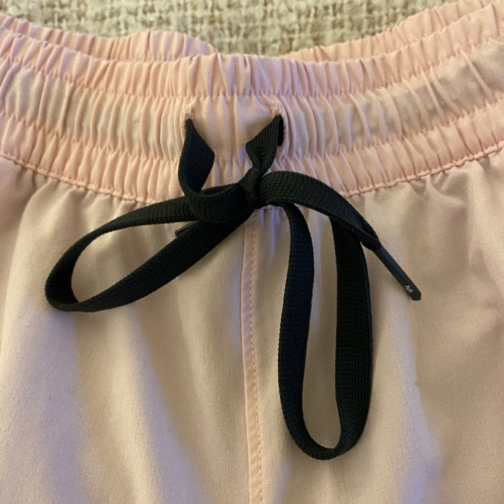 Under Armour Pink Running Shorts, SMALL, EXCELLENT condition - Picture 4 of 5